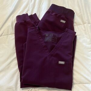 XS FIGS Scrubs top and joggers